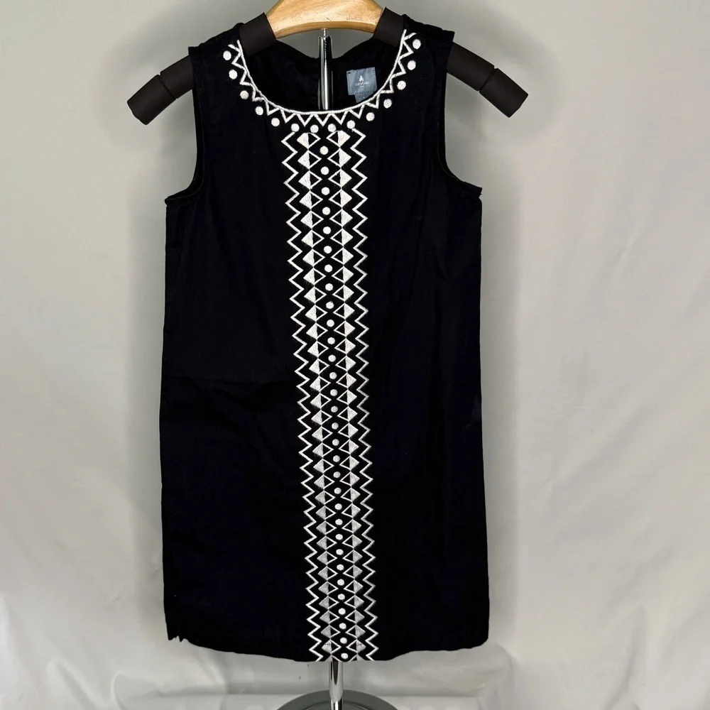 Baby Gap 5 years black with white embroidery dress